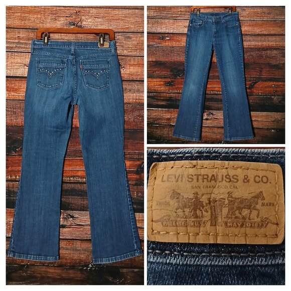 Levis Jeans Size 8 Boot Cut Mid Rise Studded Pockets Blue Denim Stretch - Picture 1 of 9